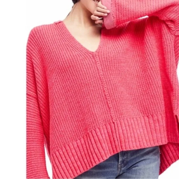 SOLD Free People Take Me Over V-Neck Sweater Oversized Pink - Picture 3 of 6